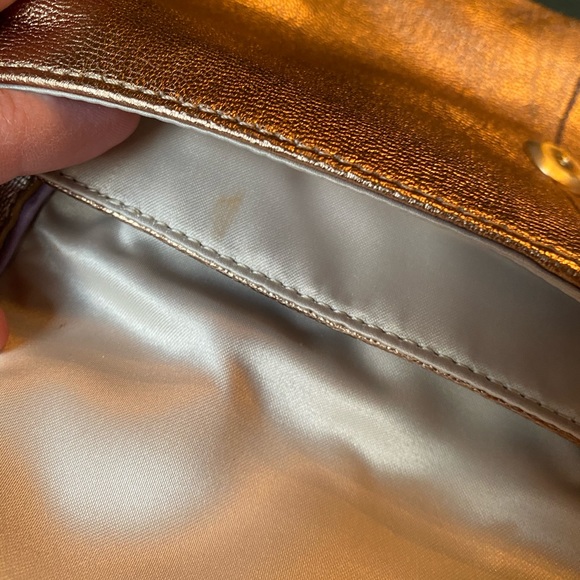 VGUC Coach gold/bronze clutch purse - Picture 6 of 8